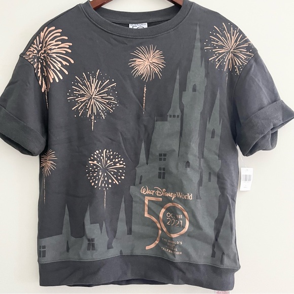 2021 Disney World 50th Anniversary October 1st Castle Dolman Shirt Adult Small - Picture 10 of 10